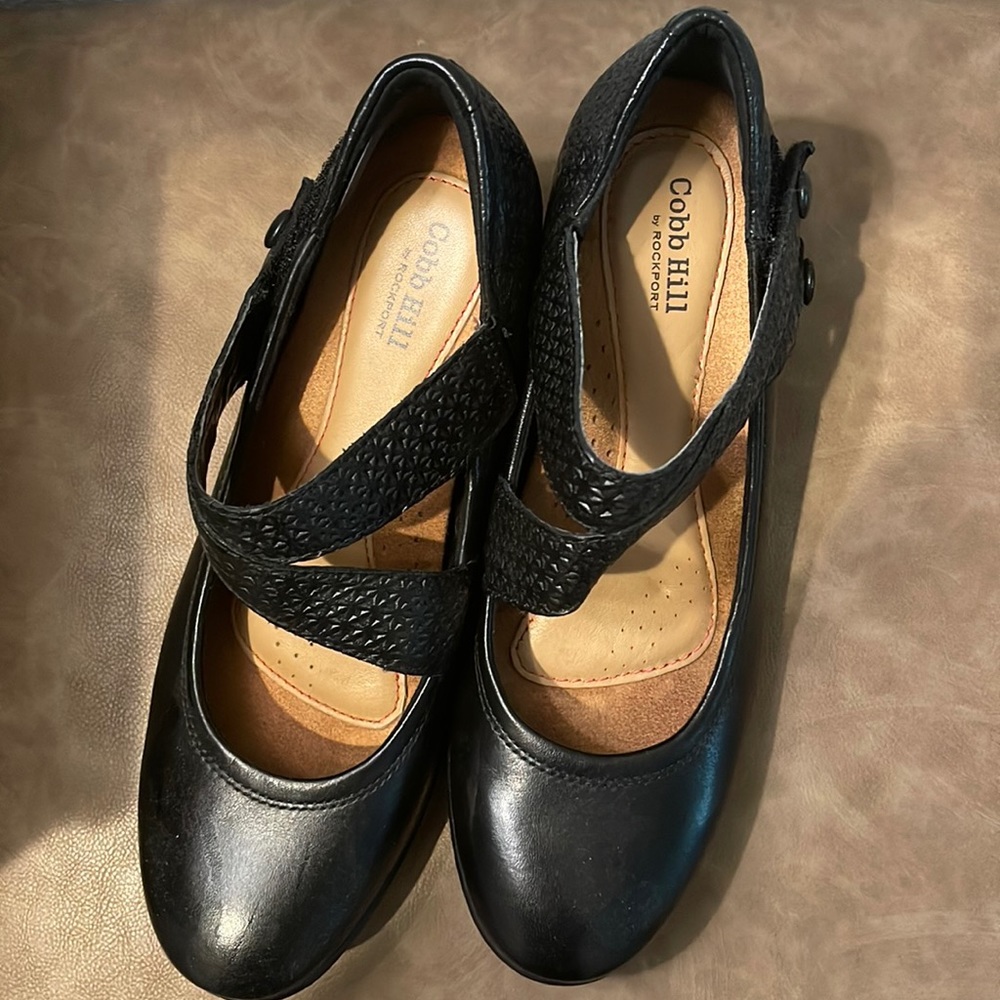 Black cob hill shirt heel